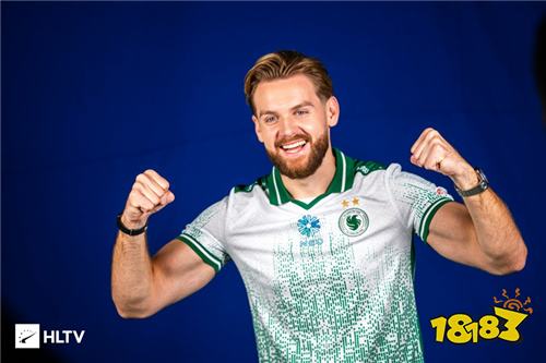 Zoom三杀格温全场乱剪 大哥两遭单杀炸线 乐言队1-0Uzi队